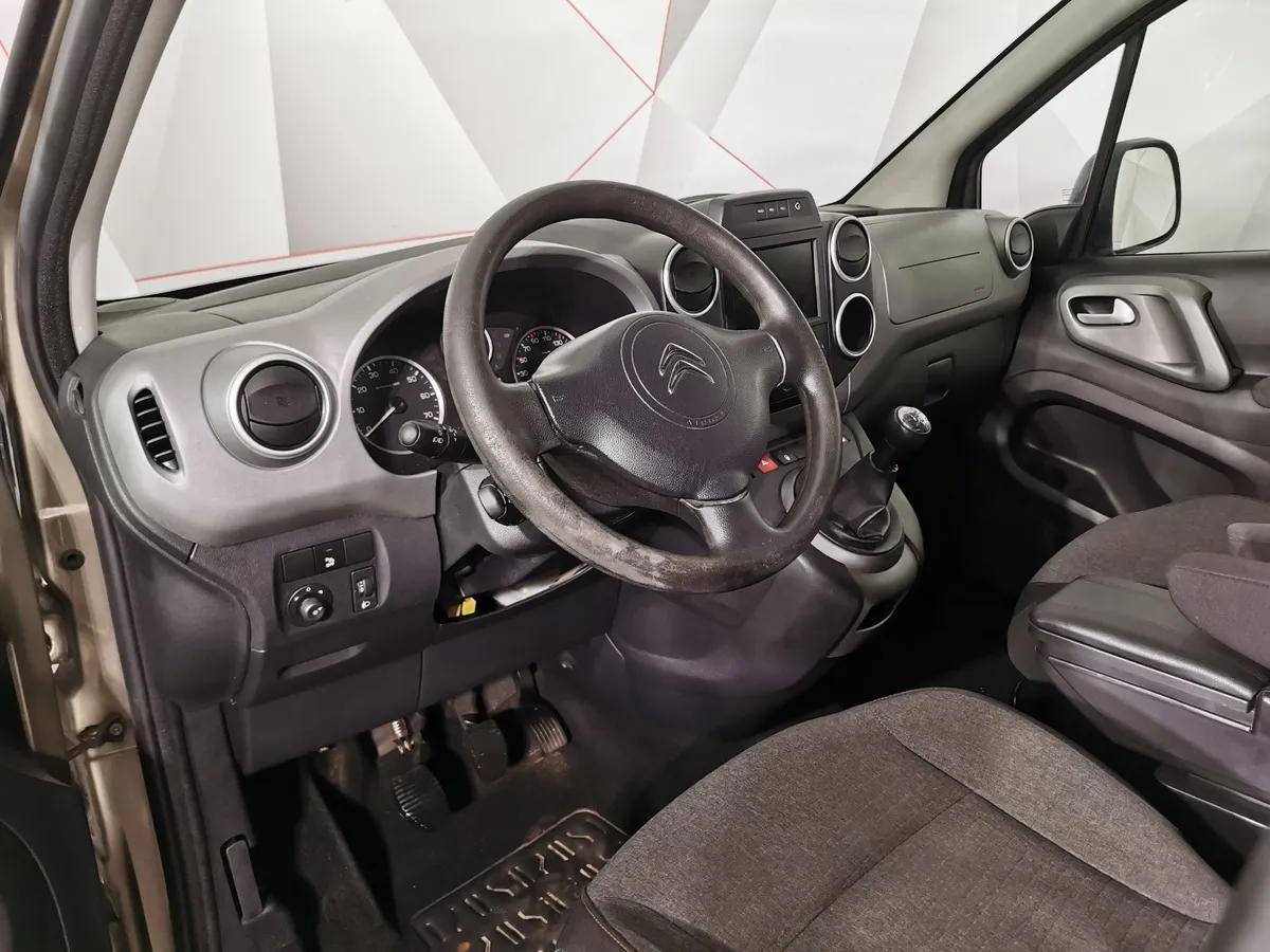 Citroen Berlingo 1.6 MT (120 л.с.) Multispace Коричневый в АВИЛОН. Слайд №17