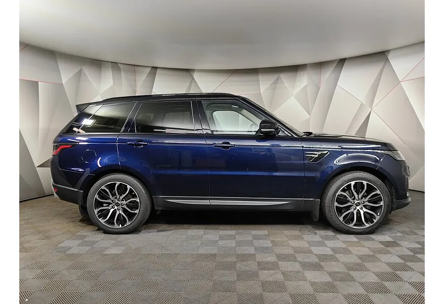 LIVE. Слайд №4