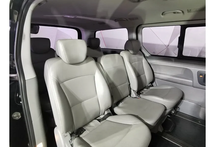 АВИЛОН - Hyundai Grand Starex 2.5 CRDi AT AWD (145 л.с.) Черный - slide 13