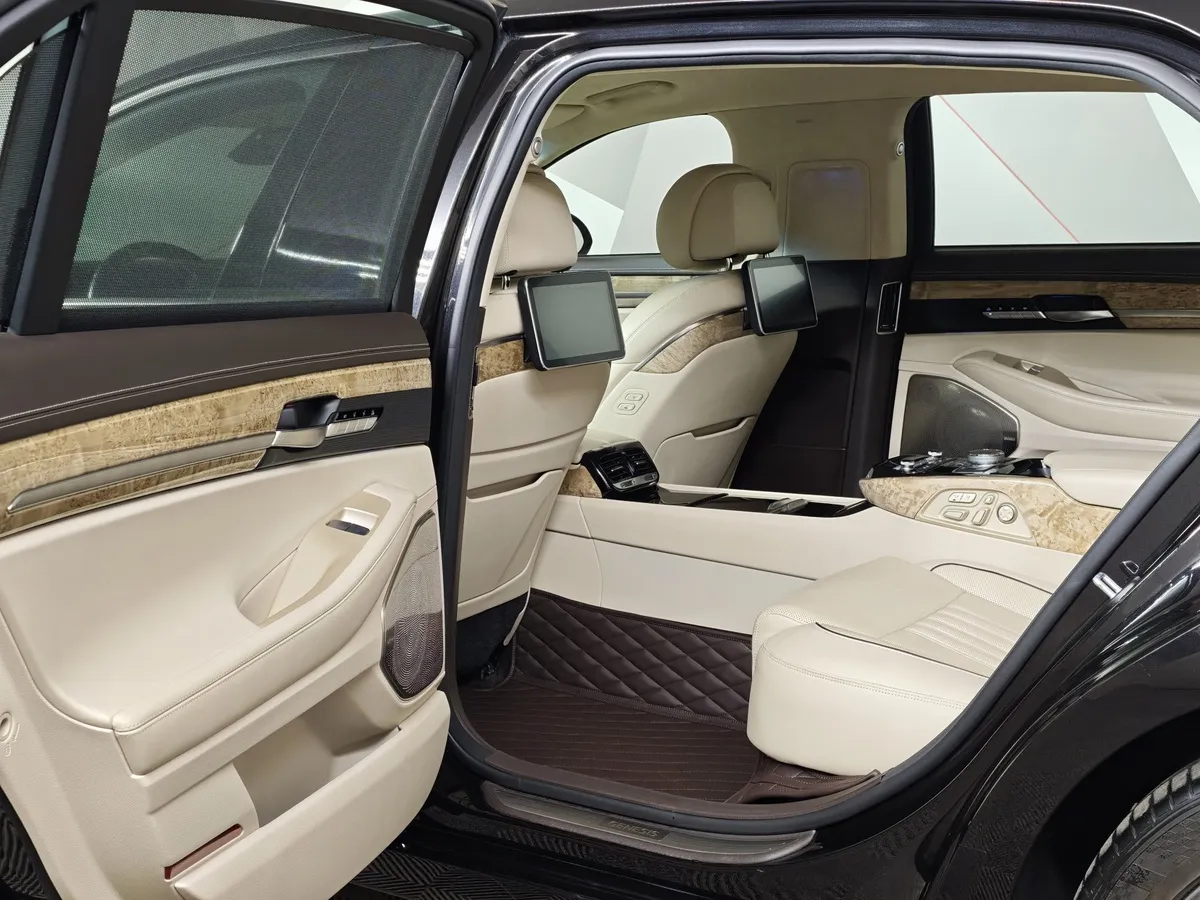 Genesis G90 5.0 L GDI AT AWD (413 л.с.) Черный в АВИЛОН. Слайд №31