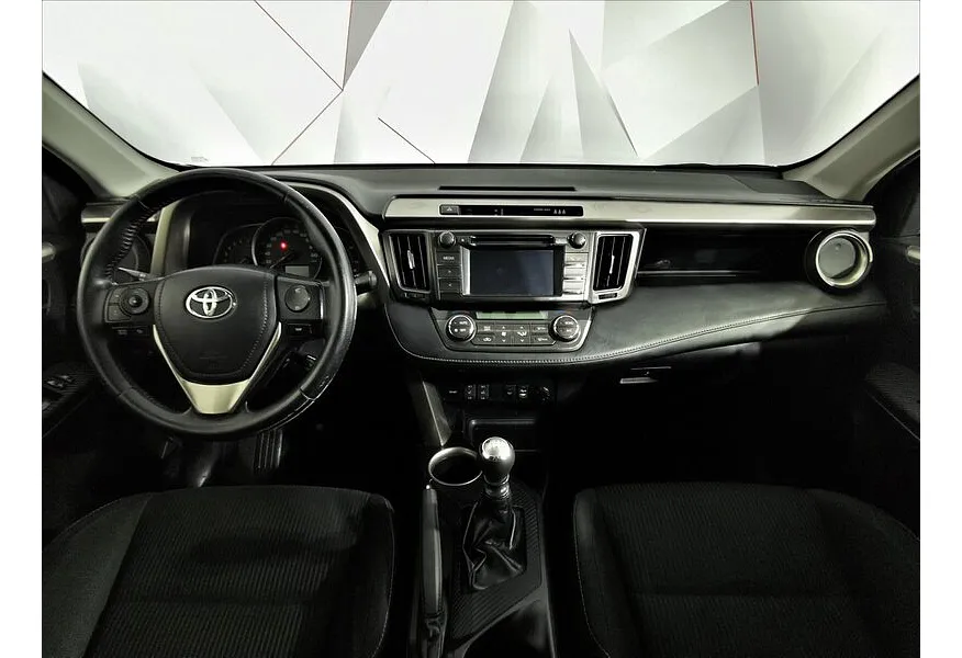 Toyota RAV4 2.0 MT AWD (146 л.с.) Белый в АВИЛОН. Слайд №13