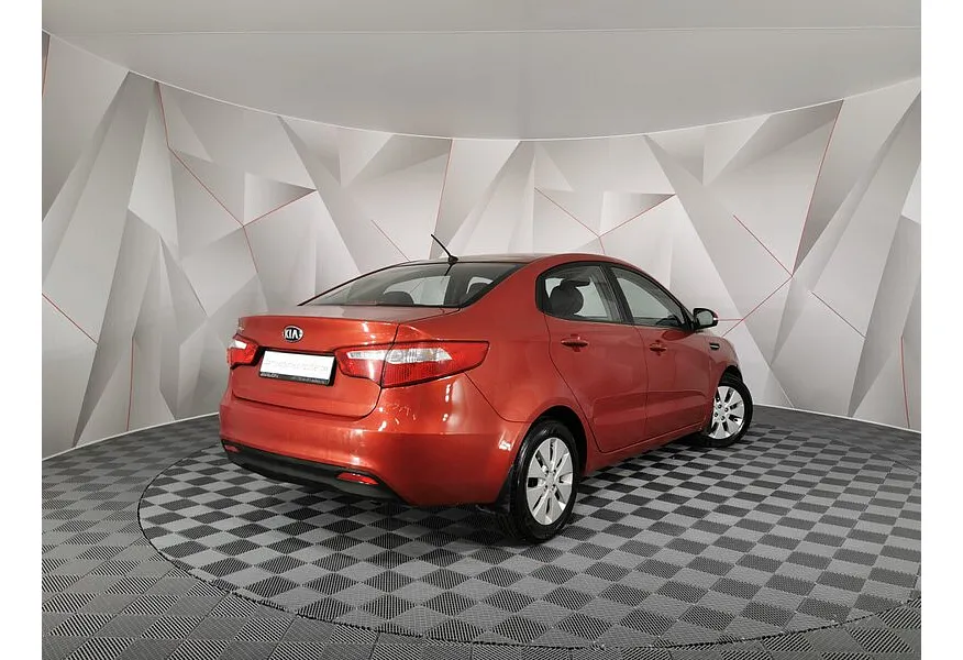 Kia Rio 1.6 AT (123 л.с.) Красный в АВИЛОН. Слайд №8