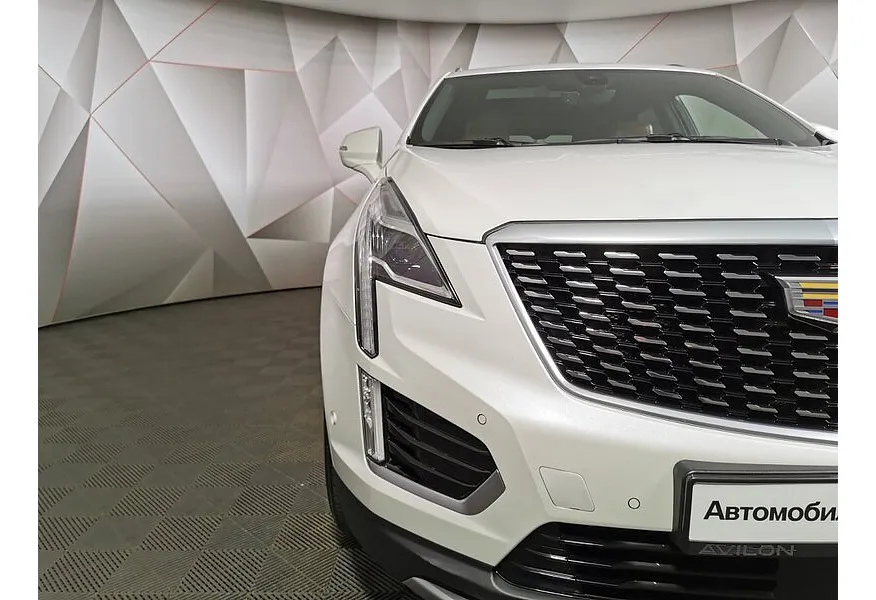 Cadillac XT5 2.0T АТ AWD (200 л.с.) Premium Luxury Белый в АВИЛОН. Слайд №10