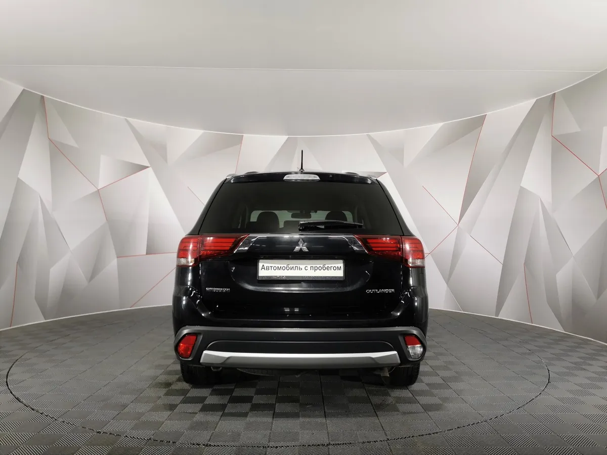 Mitsubishi Outlander 2.0 MIVEC CVT 4WD (146 л.с.) Invite Черный в АВИЛОН. Слайд №8