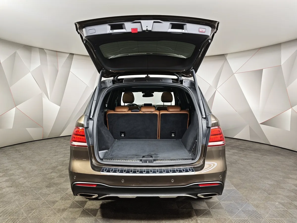 Mercedes-Benz GLE 300 d 4MATIC 7G-TRONIC (245 л.с.) Особая серия Коричневый в АВИЛОН. Слайд №10