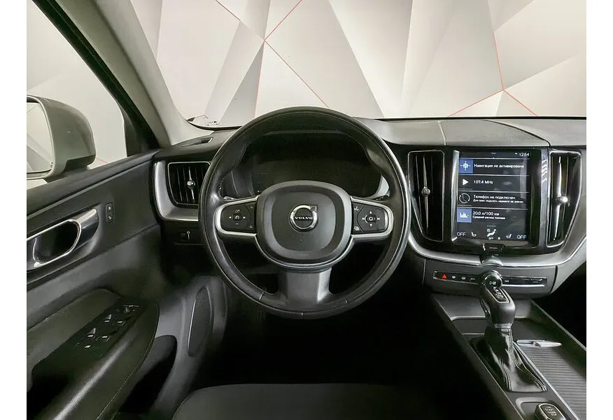 Volvo XC60 2.0 D4 AT AWD (190 л.с.) Momentum Бежевый в АВИЛОН. Слайд №12