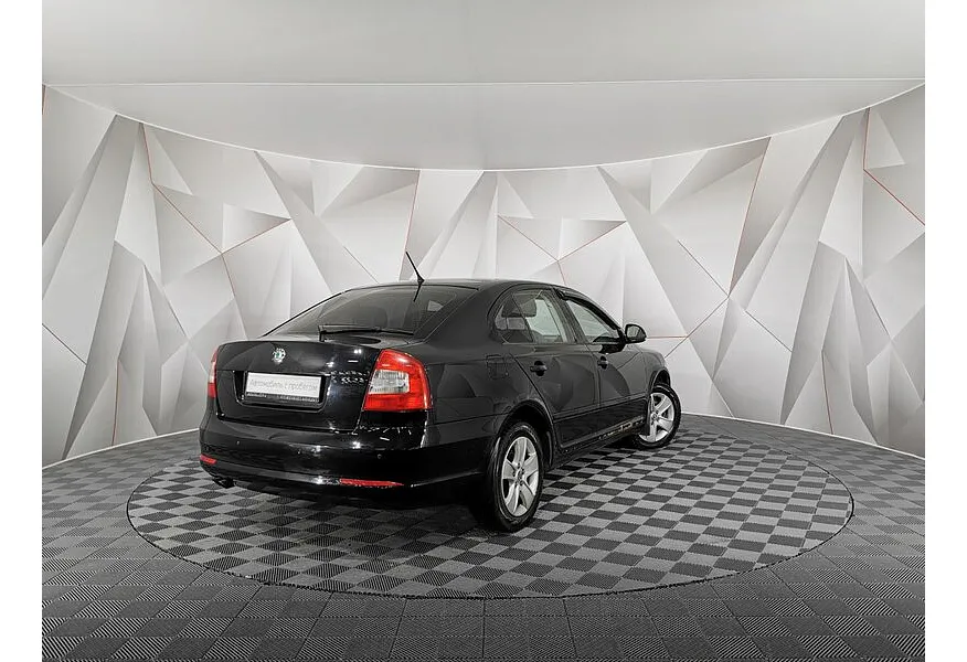 Skoda Octavia 1.8 TSI MT (152 л.с.) Ambition (CKD) Черный в АВИЛОН. Слайд №2