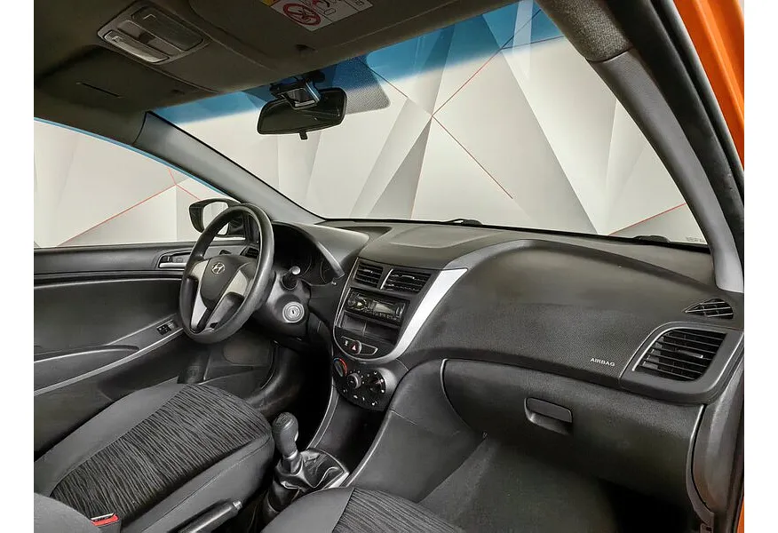 Hyundai Solaris 1.6 MT (123 л.с.) Active Оранжевый в АВИЛОН. Слайд №12 Hyundai Solaris 1.6 MT (123 л.с.) Active Оранжевый в АВИЛОН. Слайд №12
