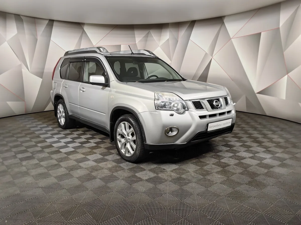 Nissan X-Trail 2.0 CVT AWD (141 л.с.) Серебристый в АВИЛОН. Слайд №3