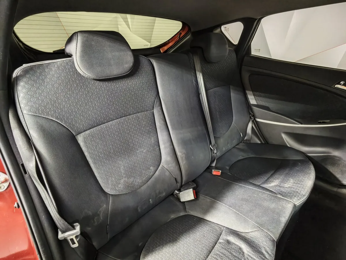 Hyundai Solaris 1.6 AT (123 л.с.) Active Красный в АВИЛОН. Слайд №16