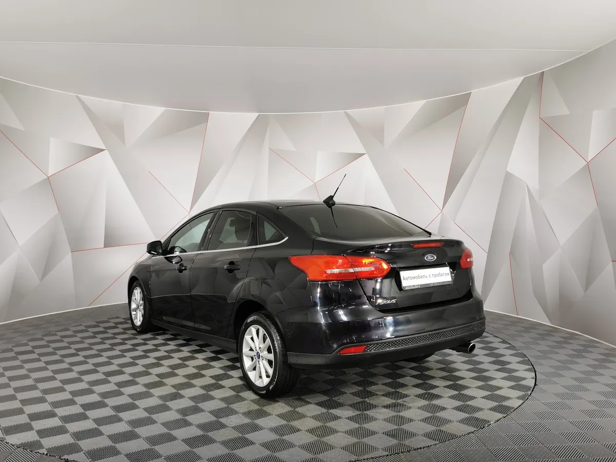 Ford Focus 1.5 EcoBoost AT (150 л.с.) Titanium Черный в АВИЛОН. Слайд №4