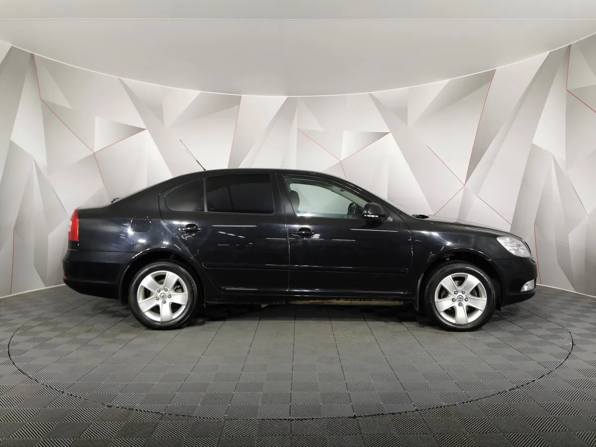 Skoda Octavia 1.8 TSI DSG (152 л.с.) Черный в АВИЛОН. Слайд №6
