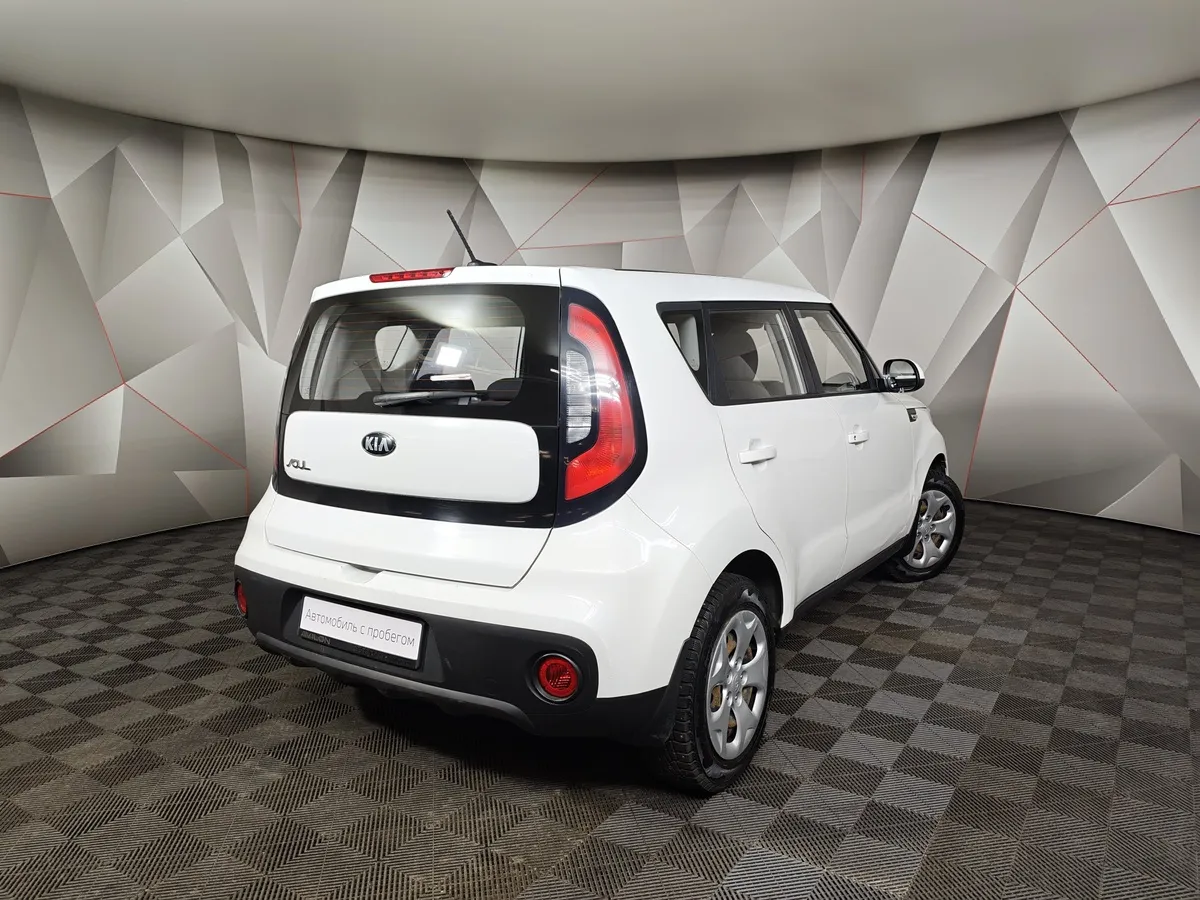 Kia Soul 1.6 AT (124 л.с.) Белый в АВИЛОН. Слайд №2