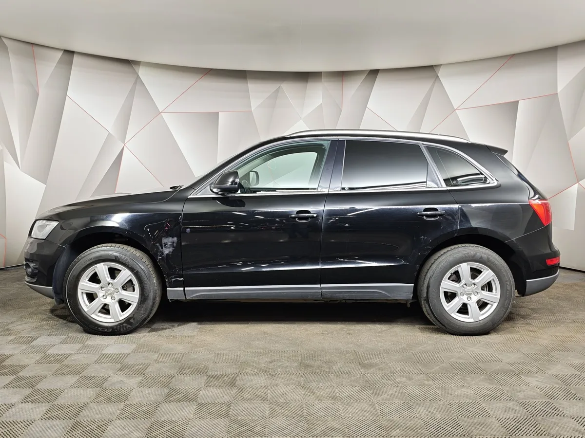 Audi Q5 2.0 TFSI tiptronic quattro (211 л.с.) Черный в АВИЛОН. Слайд №5