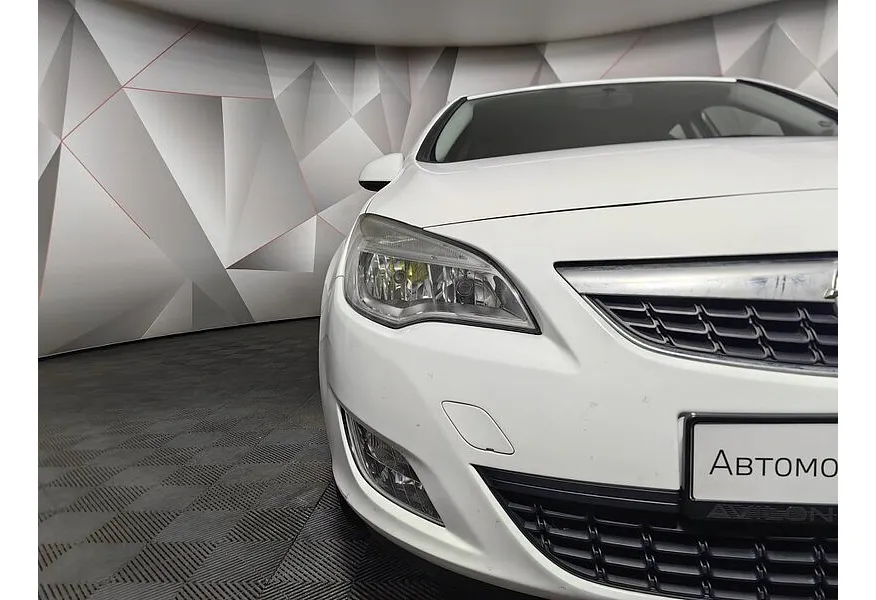 Opel Astra 1.6 AT (115 л.с.) Белый в АВИЛОН. Слайд №10