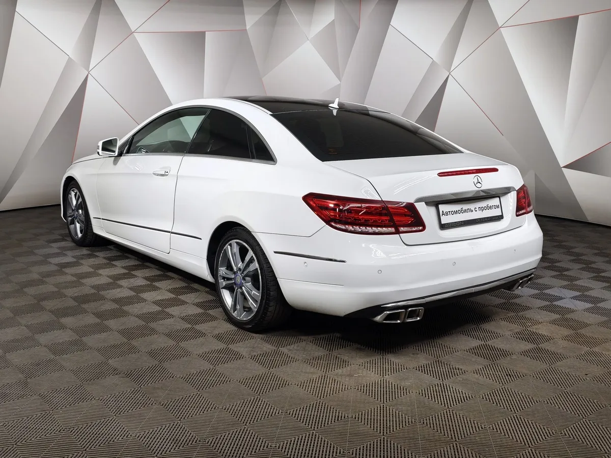 Mercedes-Benz E-Класс E 200 T BlueEfficiency 7G-Tronic Plus (184 л.с.) Белый в АВИЛОН. Слайд №4