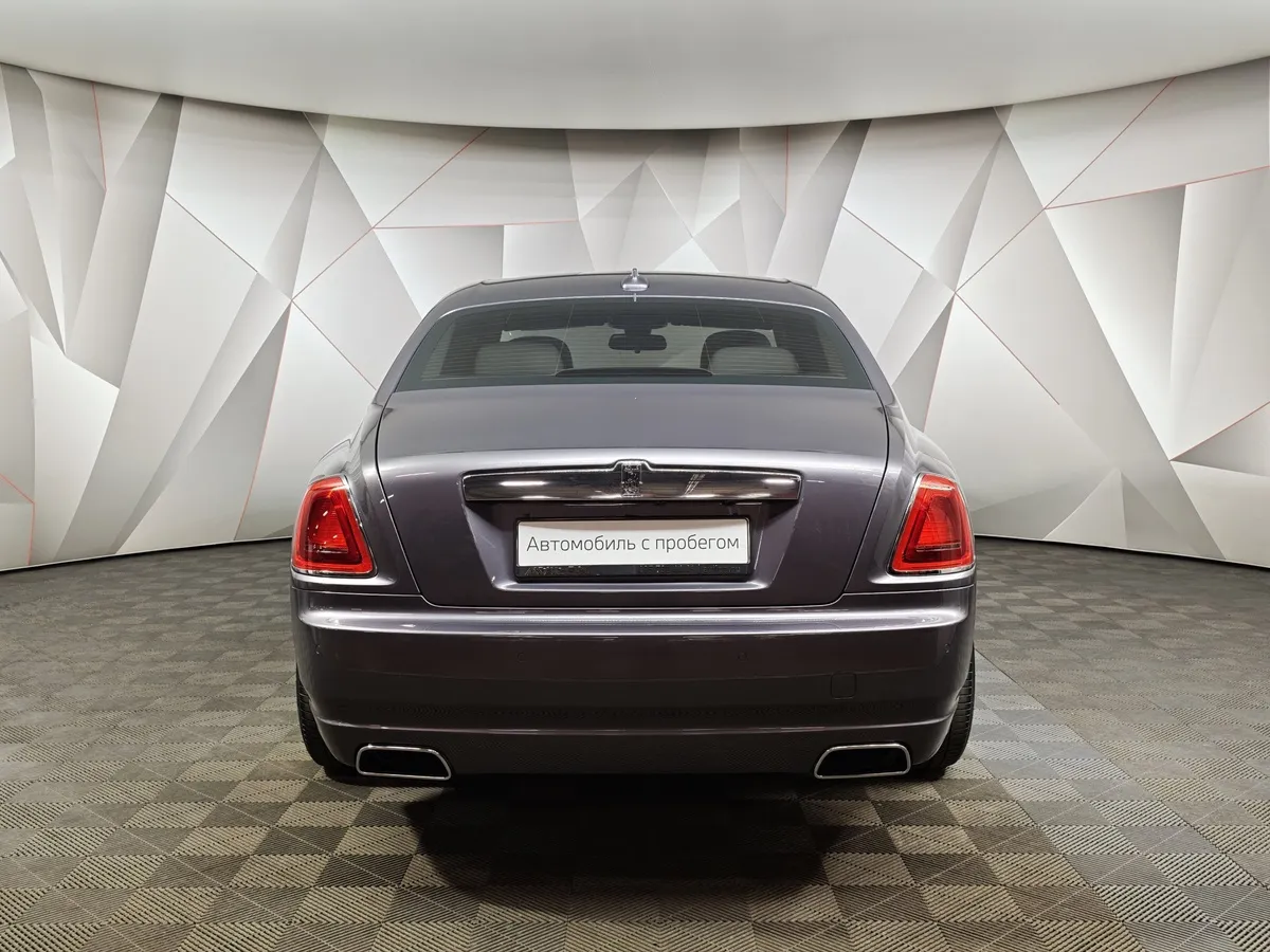 Rolls-Royce Ghost 6.6 AT (570 л.с.) Individual Серый в АВИЛОН. Слайд №8
