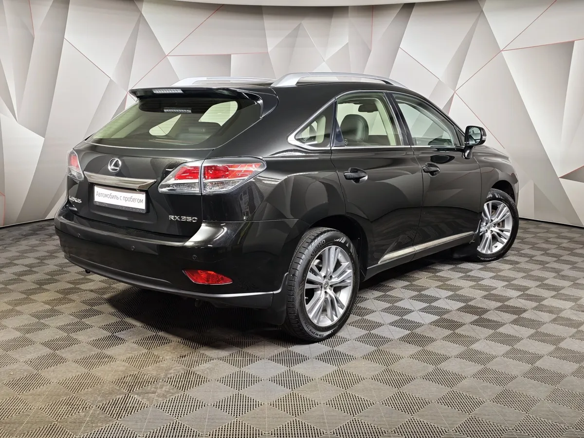Lexus RX 350 AT AWD (277 л.с.) Черный в АВИЛОН. Слайд №2