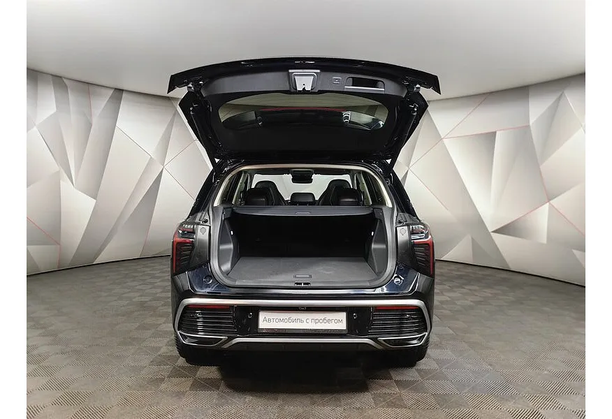 Hongqi HS3 2.0T 8AT 4WD (245 л.с.) Deluxe Черный в АВИЛОН. Слайд №11