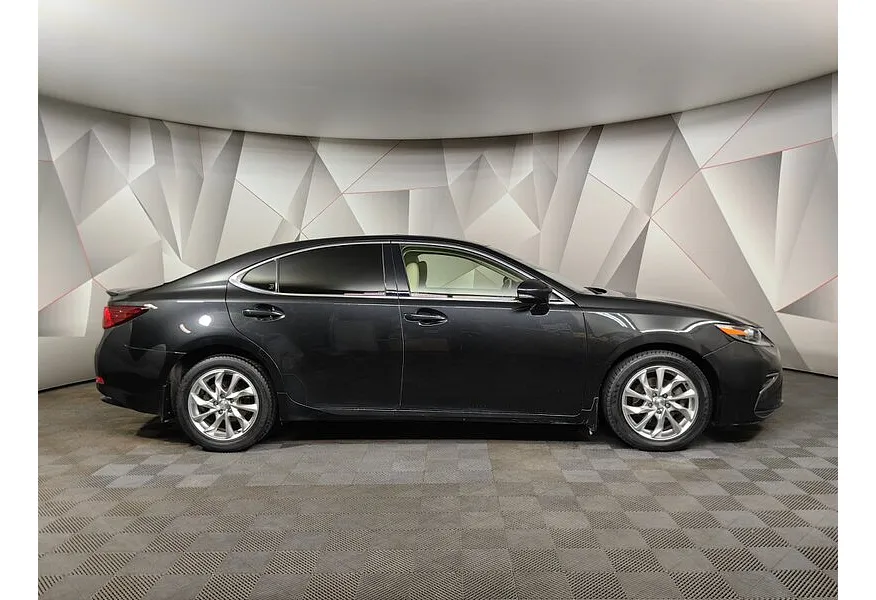Lexus ES 200 AT (150 л.с.) Черный в АВИЛОН. Слайд №6