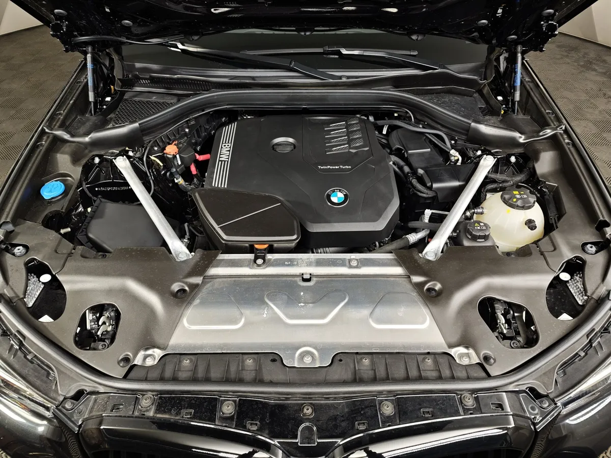 BMW X3 xDrive20i AT (184 л.с.) Черный в АВИЛОН. Слайд №9