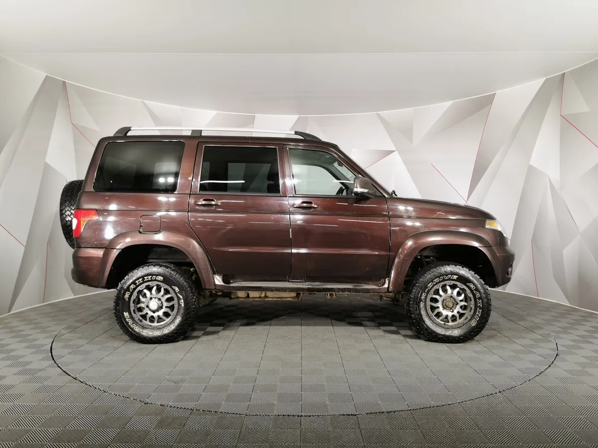 УАЗ Patriot 2.7 MT (135 л.с.) Коричневый в АВИЛОН. Слайд №6