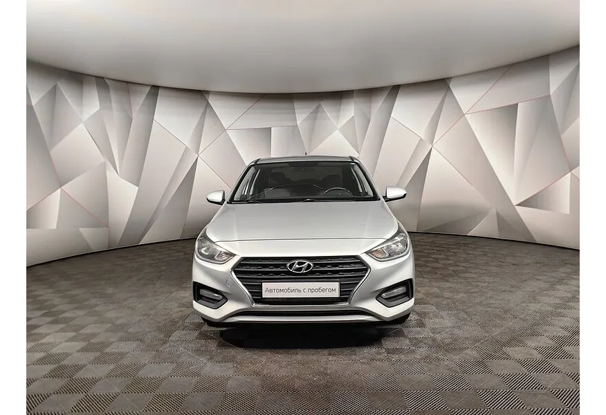 Hyundai Solaris 1.6 MT (123 л.с.) Серебристый в АВИЛОН. Слайд №7