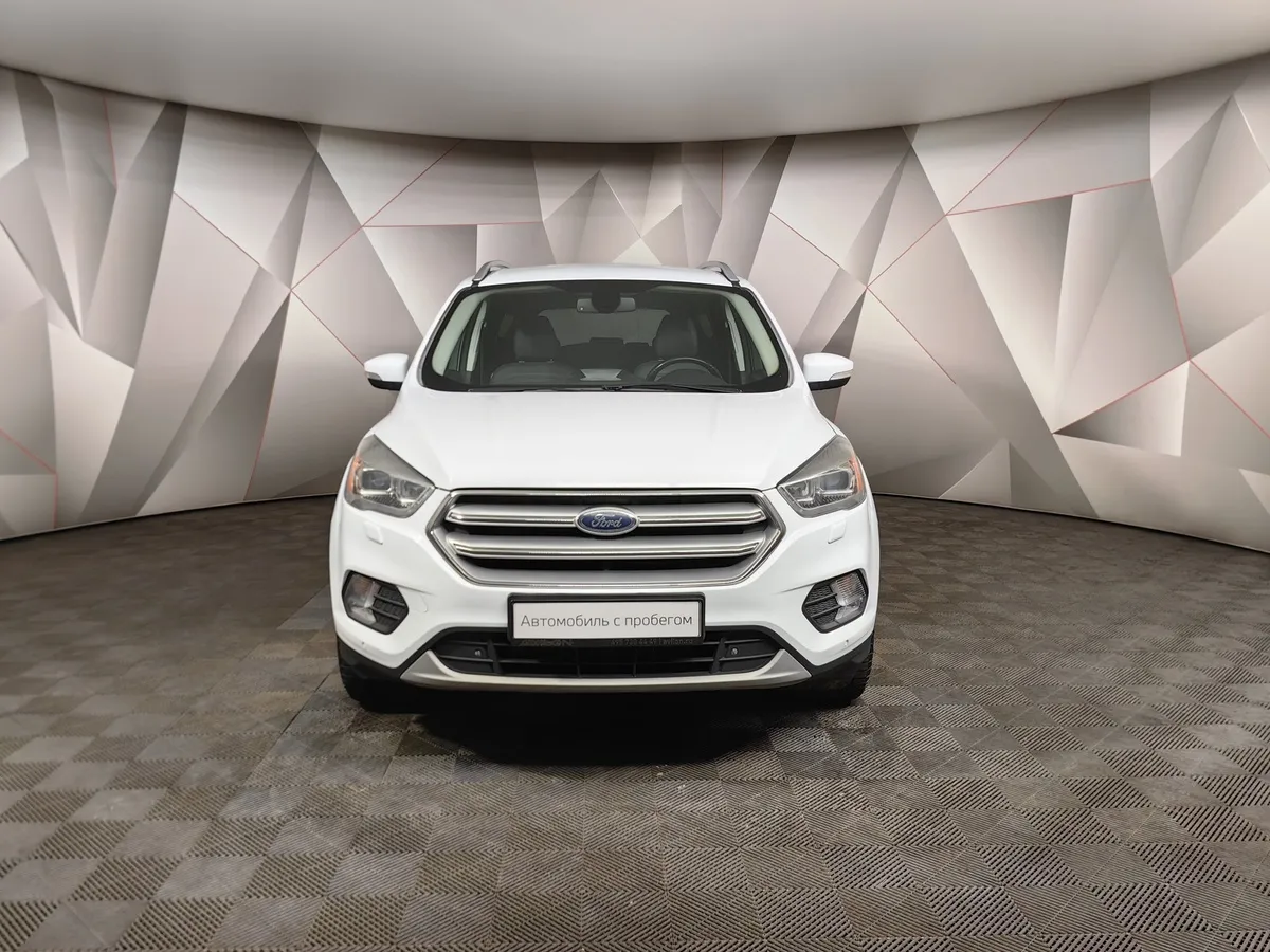 Ford Kuga 1.5 EcoBoost AT AWD (150 л.с.) Titanium Белый в АВИЛОН. Слайд №7