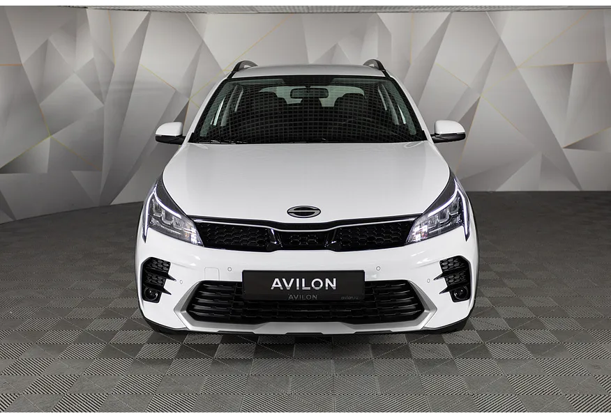 Solaris KRX 1.6 AT (123 л.с.) Luxe Белый в АВИЛОН. Слайд №4