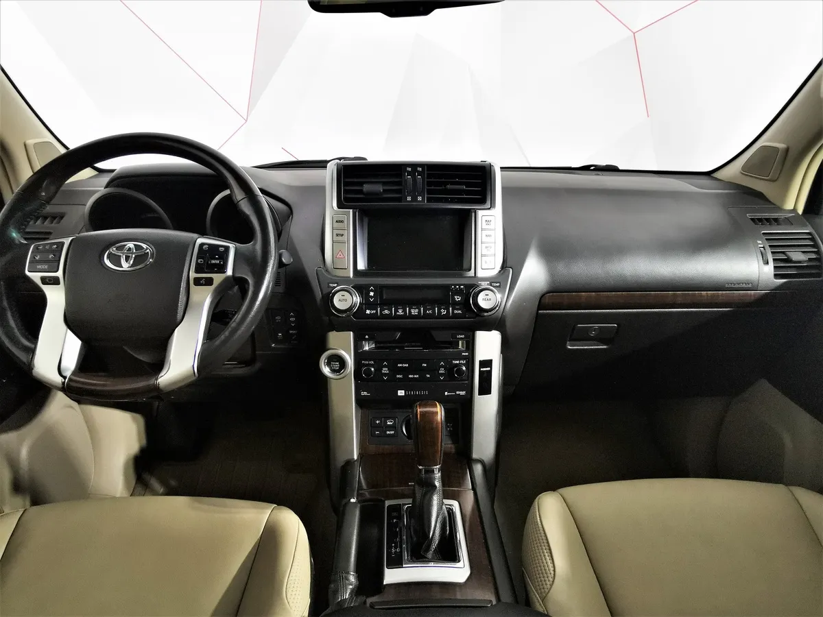 Toyota Land Cruiser Prado 4.0 AT 4WD (282 л.с.) Белый в АВИЛОН. Слайд №13