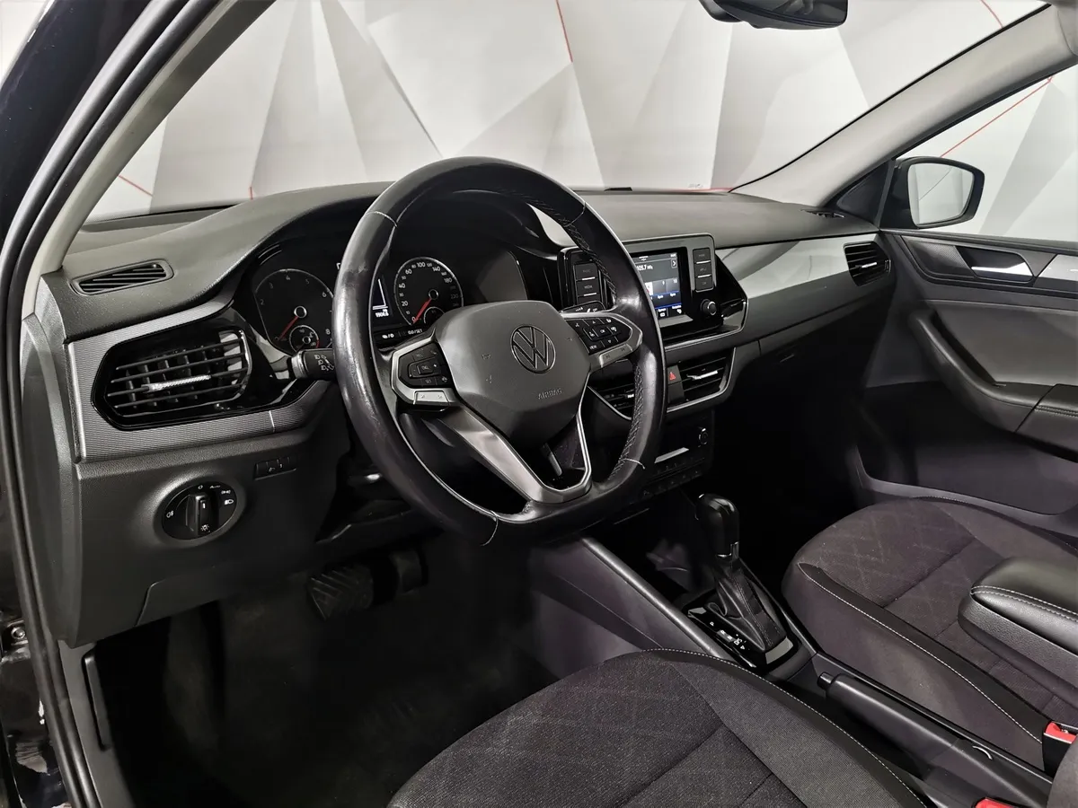 Volkswagen Polo 1.6 MPI AT (110 л.с.) Status Черный в АВИЛОН. Слайд №17