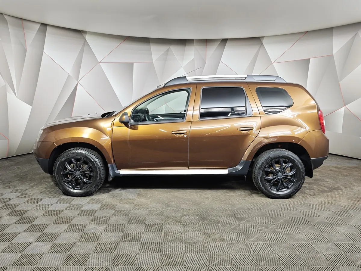 Renault Duster 2.0 MT 4x4 (143 л.с.) Коричневый в АВИЛОН. Слайд №5