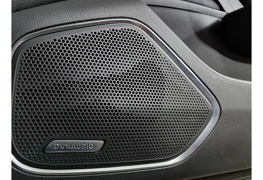 Hongqi H5 2.0 AT (218 л.с.) Basic Черный в АВИЛОН. Слайд №21