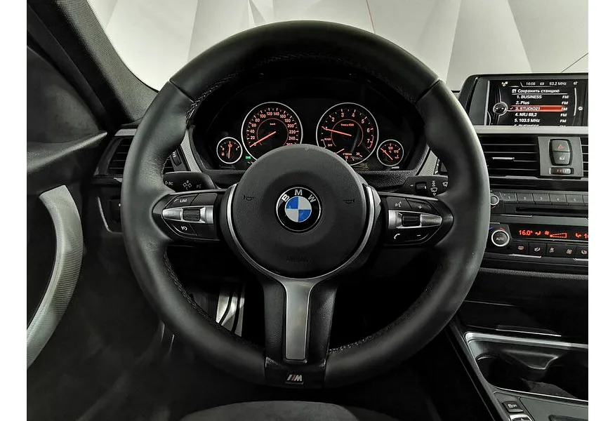 BMW 3 серия 320i xDrive AT (184 л.с.) Черный в АВИЛОН. Слайд №9