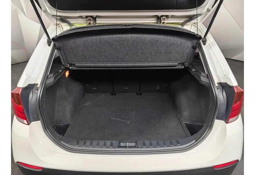 АВИЛОН - BMW X1 xDrive20d AT (184 л.с.) Белый - slide 12