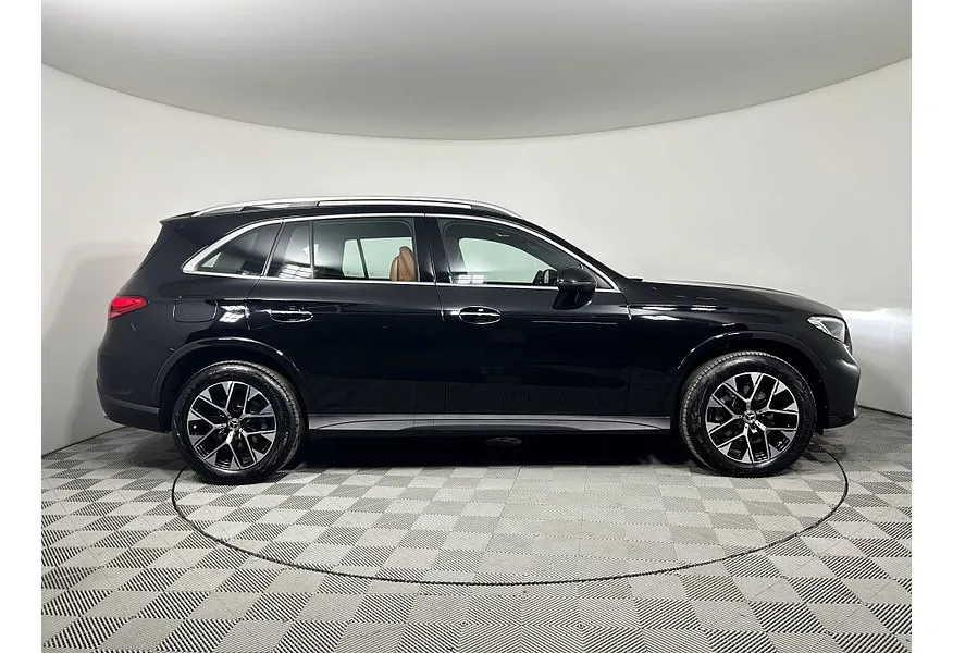 АВИЛОН - Mercedes-Benz GLC 260 L 9G-TRONIC 4MATIC (204 л.с.) Luxury Черный - slide 3