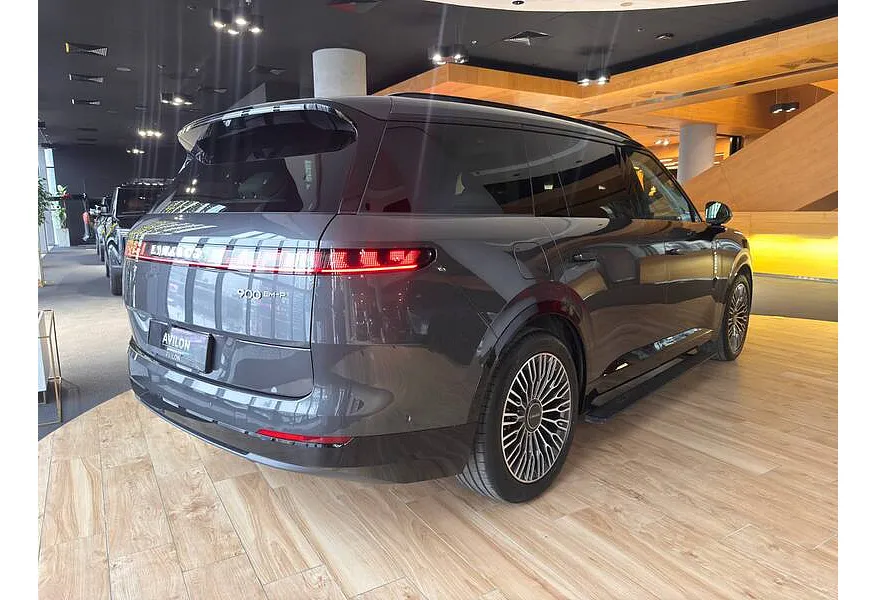 Lynk & Co 900 2.0 AT 4WD (884 л.с.) Discovery Серый в АВИЛОН. Слайд №7