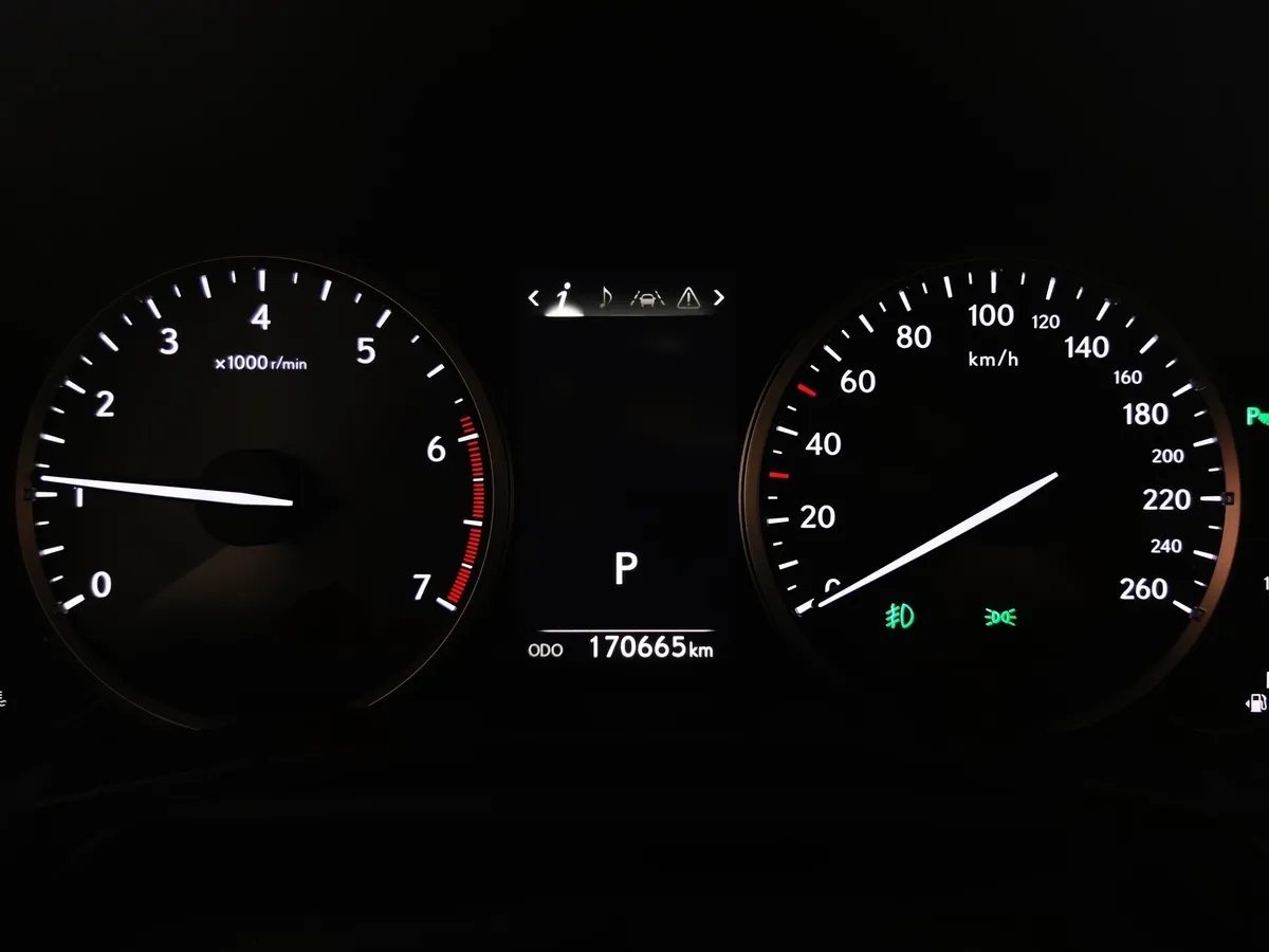 Lexus NX 200t АТ AWD (238 л.с.) Черный в АВИЛОН. Слайд №17