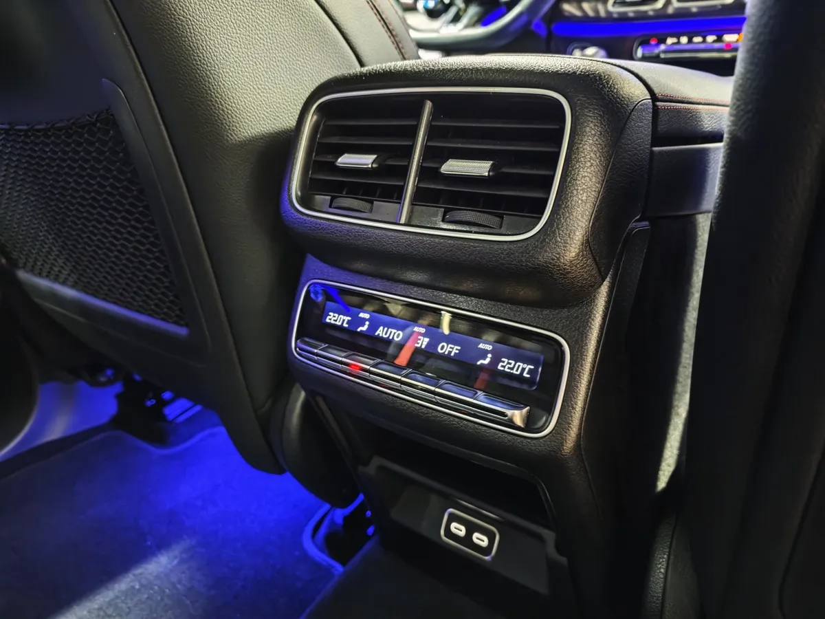 Mercedes-Benz GLE 53 9G 4MATIC+ (435 л.с.) Белый в АВИЛОН. Слайд №33