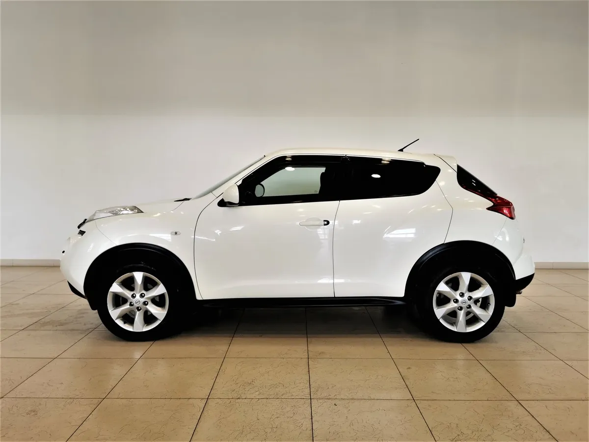 Nissan Juke 1.6 CVT (117 л.с.) Белый в АВИЛОН. Слайд №5