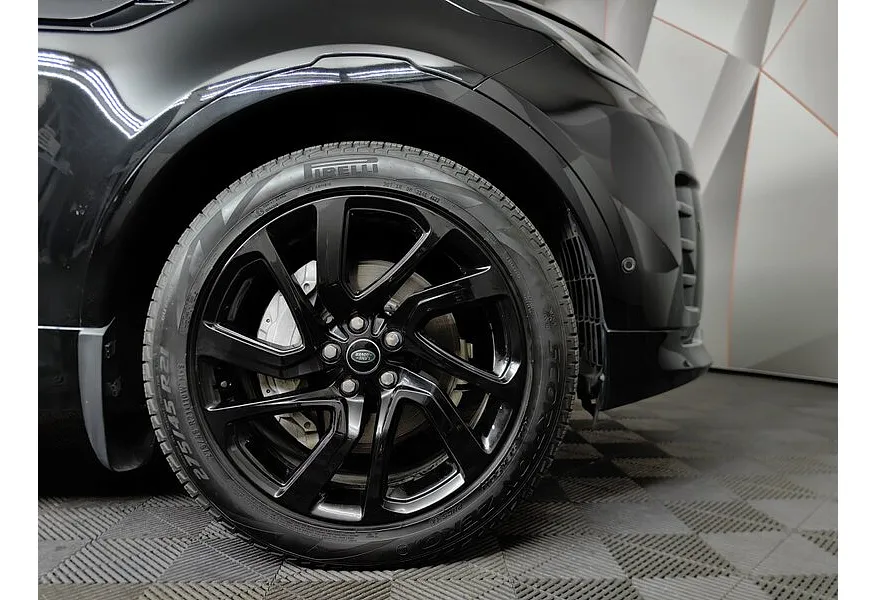 Land Rover Discovery 3.0 TDV6 AT 4WD (249 л.с.) R-Dynamic SE Черный в АВИЛОН. Слайд №17