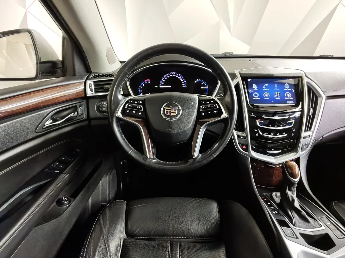 Cadillac SRX 3.6 AT AWD (318 л.с.) Белый в АВИЛОН. Слайд №17