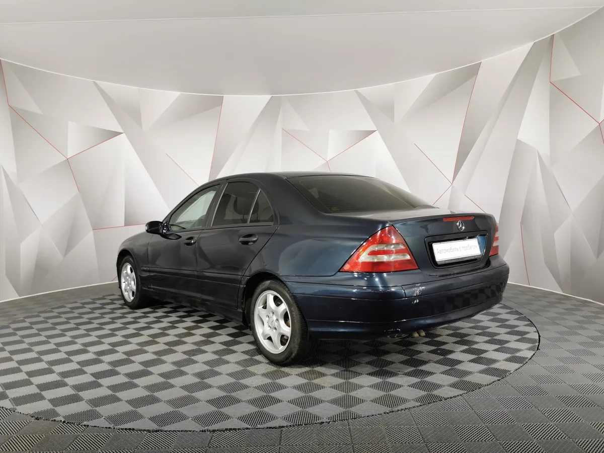 Mercedes-Benz C-Класс C 180 Kompressor AT (143 л.с.) Черный в АВИЛОН. Слайд №4