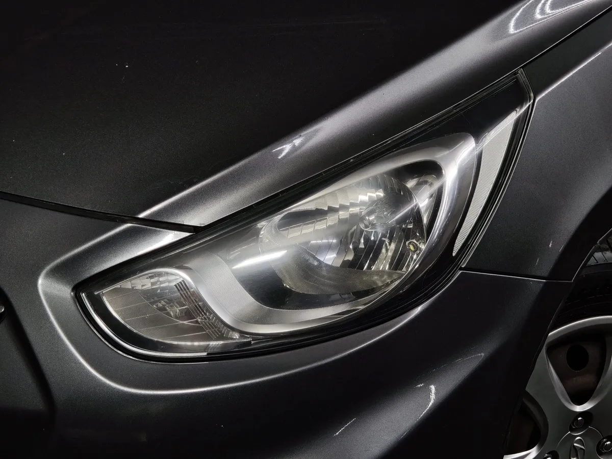 Hyundai Solaris 1.4 MT (100 л.с.) Active Plus Серый в АВИЛОН. Слайд №9