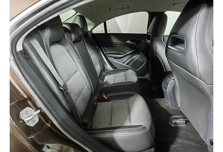 АВИЛОН - Mercedes-Benz CLA CLA 200 7G-DCT (150 л.с.) Коричневый - slide 13