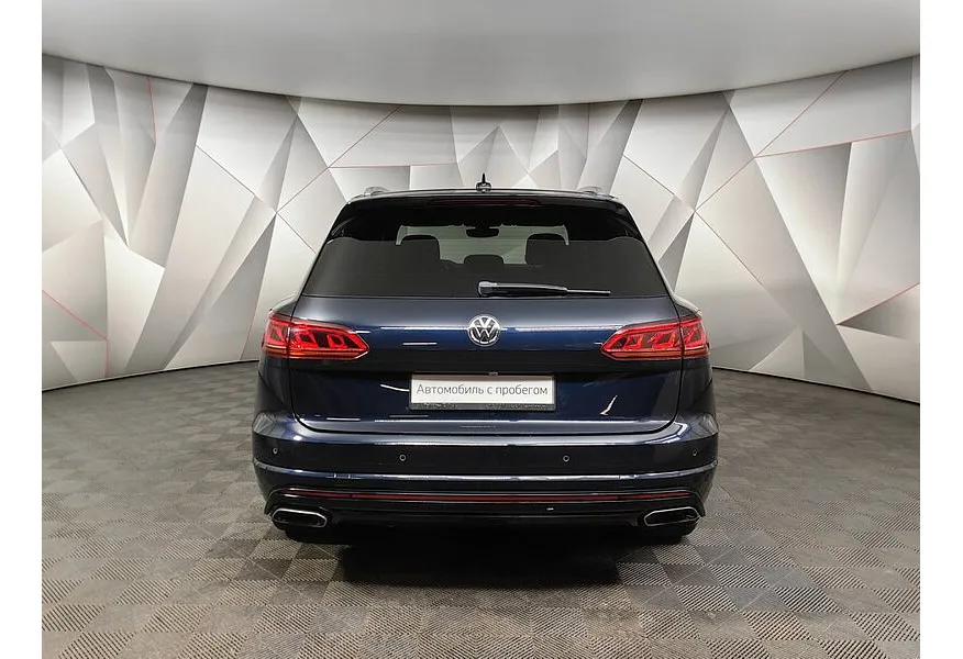 Volkswagen Touareg 3.0 TSI Tiptronic 4Motion (340 л.с.) R-Line Черный в АВИЛОН. Слайд №8