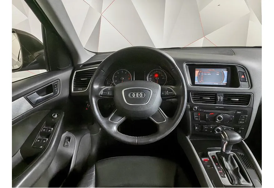 Audi Q5 2.0 TFSI Tiptronic quattro (225 л.с.) Коричневый в АВИЛОН. Слайд №19