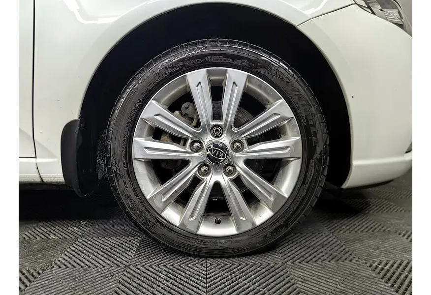 АВИЛОН - Kia Cerato 2.0 AT (150 л.с.) Белый - slide 16