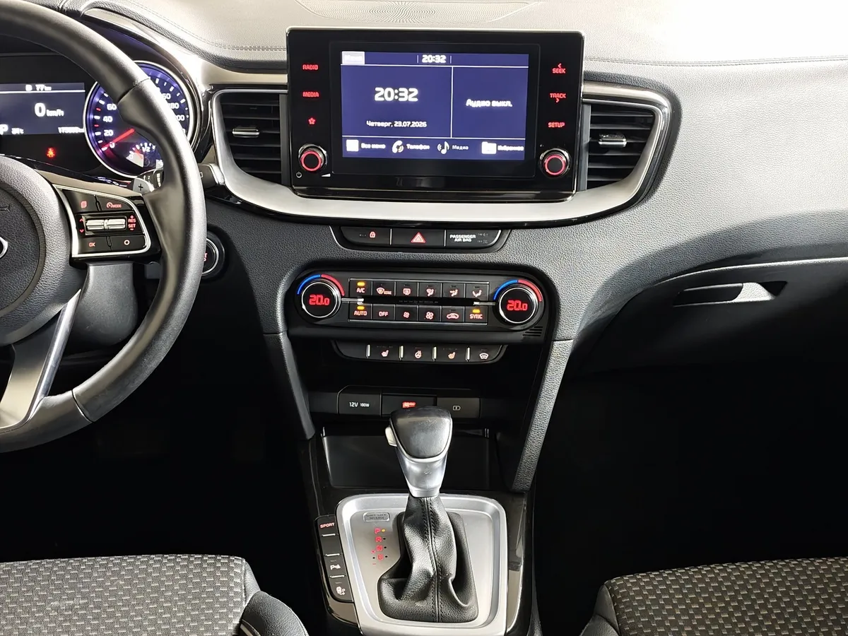 Kia XCeed 1.4 T-GDI (140 л.c.) Prestige Черный в АВИЛОН. Слайд №15