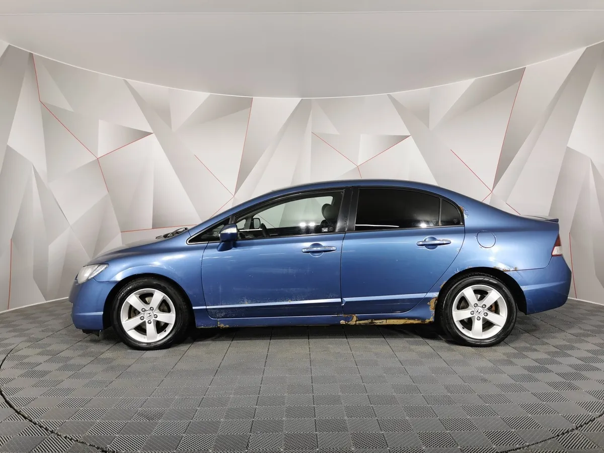 Honda Civic 1.8 AT (140 л.с.) Синий в АВИЛОН. Слайд №5